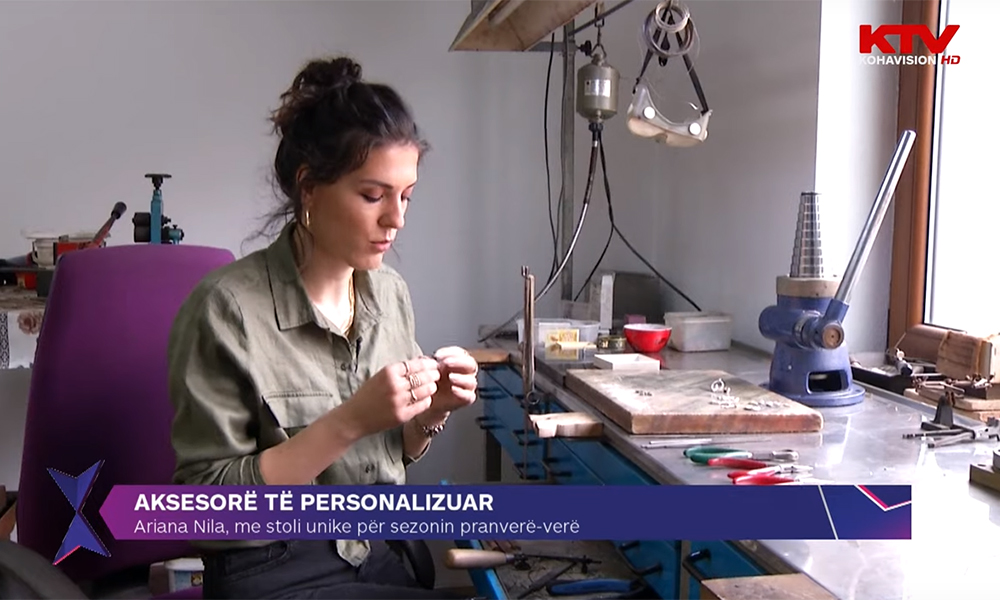 Ariana Nila me stoli unike për sezonin pranverë-verë