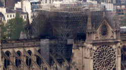 Lutje dhe himne për Katedralen e Notre Damit