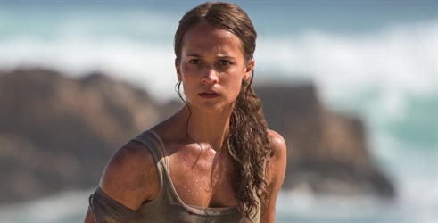 Alicia Vikander kthehet si Lara Croft në vazhdimin e “Tomb Raider”