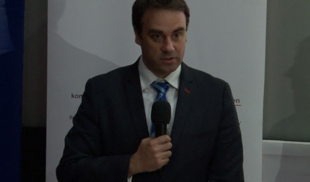 O'Connell: Gënjejnë ata që mohojnë krimet në Kosovë