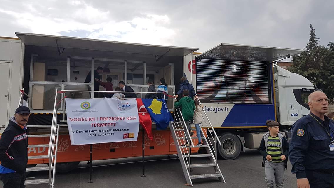 Fillojnë stërvitjet shkollore për zvogëlimin e rreziqeve nga tërmetet