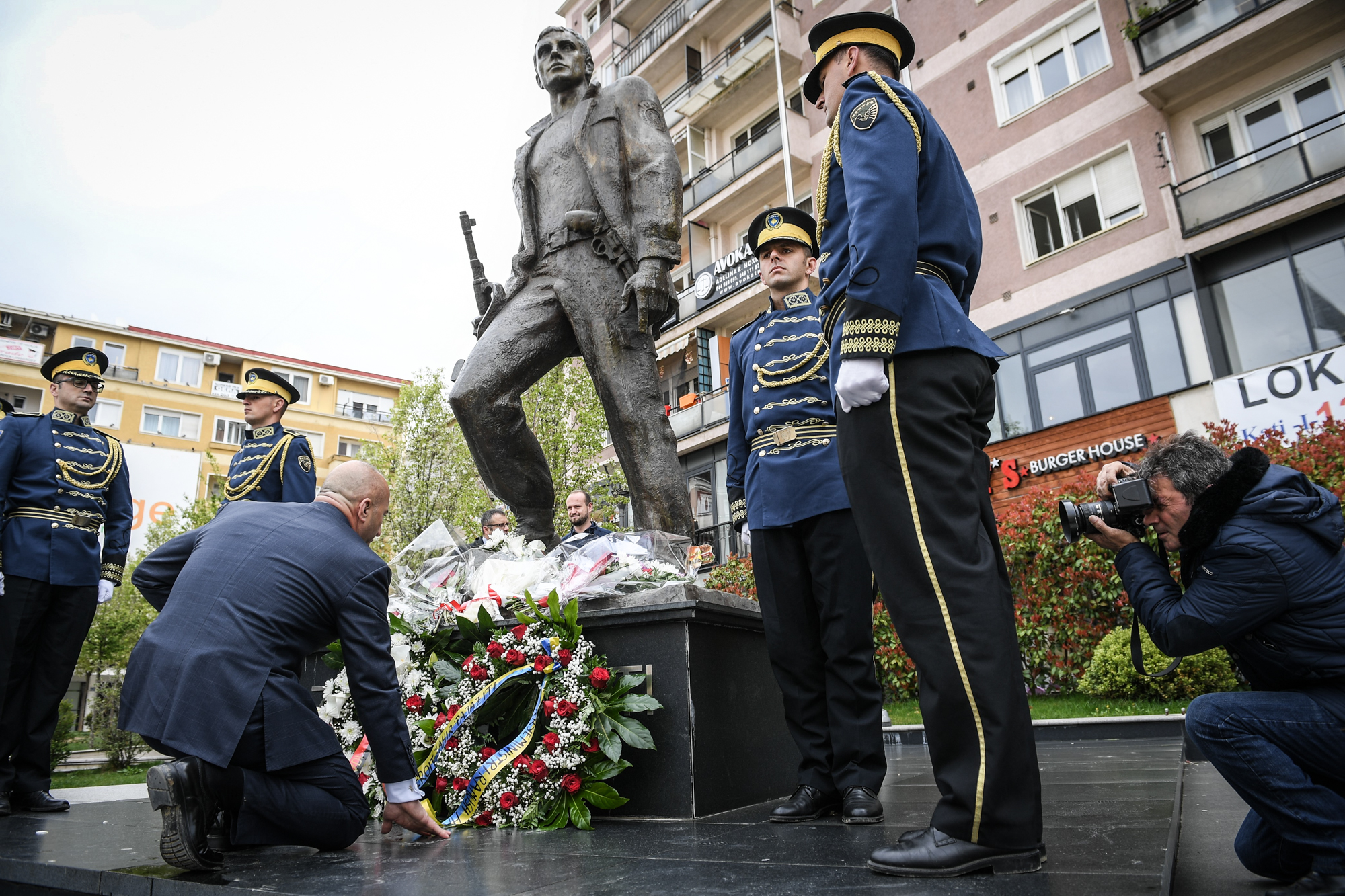 Haradinaj: Të mos lejojmë që brezat tjerë të flijohen për lirinë që është fituar njëherë