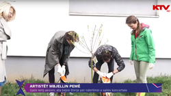 Artistët mbjellin pemë