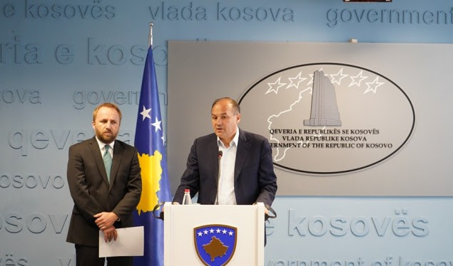 Hoxhaj e Tahiri thonë se nisma për të penalizuar ata që mohojnë krimet serbe është e domosdoshme