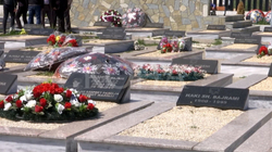 Nakarada kujton 16 burrat e familjeve Mirena e Rama që u masakruan nga serbët