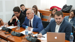 Kërkohet që rezoluta për krimet serbe të quhet “për gjenocidin në Kosovë”