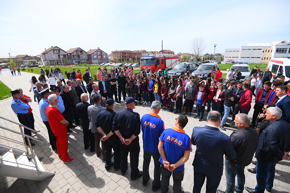 Në Podujevë mbahet stërvitje në shkolla për mbrojtje nga tërmetet