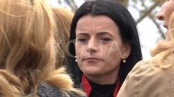 Vasfije Krasniqi dorëhiqet nga posti i deputetes