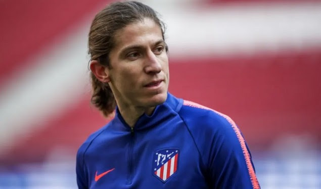 Filipe Luis drejt largimit nga Atletico