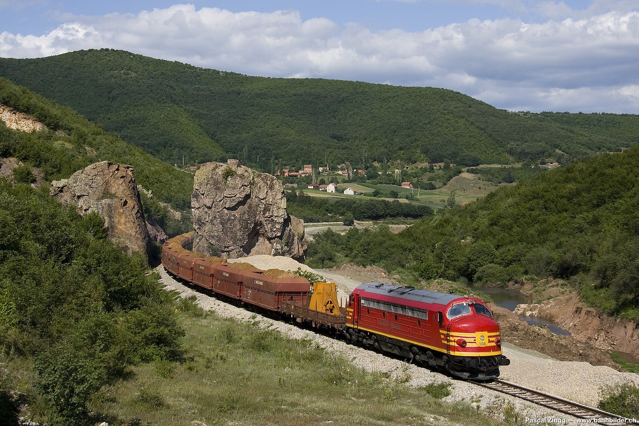 Rritet numri i pasagjerëve dhe i transportit të mallrave me hekurudhë