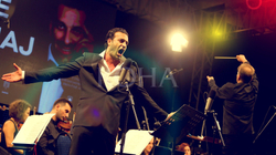 Lahaj emocional pas koncertit të mbrëmshëm, premton ta kthejë atë në koncert të përvitshëm