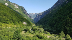 Peja e Rugova ende pa infrastrukturë për kamping-turistët