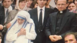 Si e kujton Gjekë Gjonlekaj 30 vjetorin e vizitës së parë të Nënë Terezës në Shqipëri