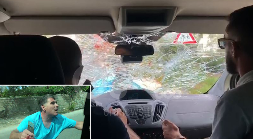 Dalin pamjet ku pronari i lokalit në Himarë sulmon turistët spanjollë