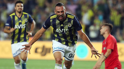 “Muriqi rrugës për t’u bërë më i miri në histori të Fenerbahçes”