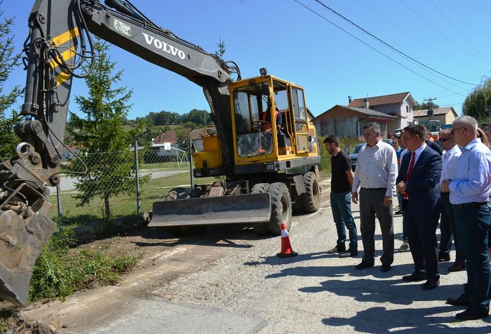 Nisin punimet në rrugën Budisalc – Zllakuqan të Klinës