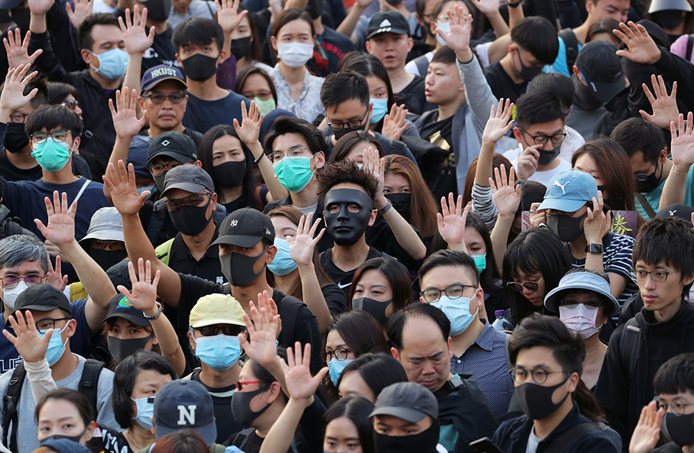 Protestuesit në Hong Kong mirëpresin mbrojtjen e SHBA-së