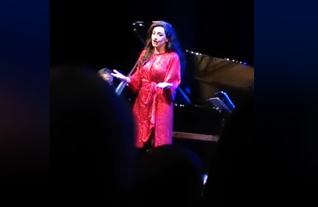Elbenita Kajtazi çon në Hamburg “Agimet Shqiptare”