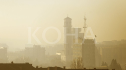 Ndotja alarmante e ajrit, qytetarët nuk besojnë se institucionet po marrin masa