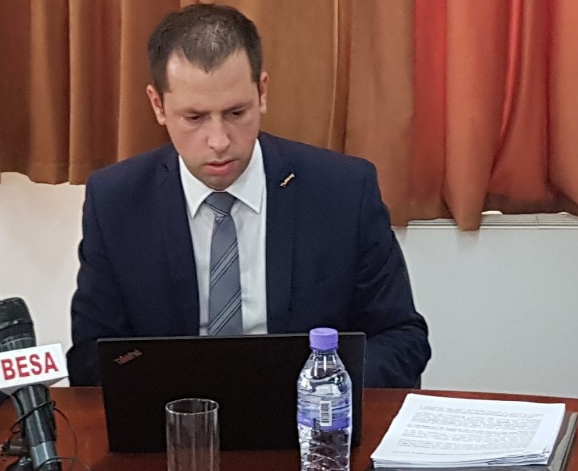 Ish-drejtori i Financave kërkon kthimin në ekzekutiv