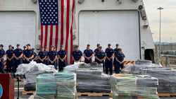 Autoritetet amerikane kapin 8,000 kg kokainë në Oqean