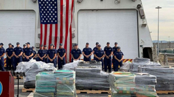 Autoritetet amerikane kapin 8,000 kg kokainë në Oqean