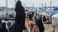 Bosnja riatdheson luftëtarë, gra dhe fëmijë nga Siria