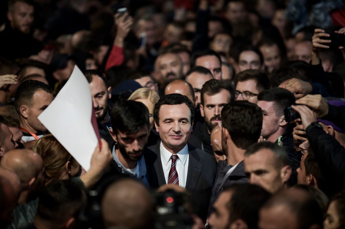 “Politico” për Kurtin: Në Ballkan, një rebel i gatshëm për pushtet