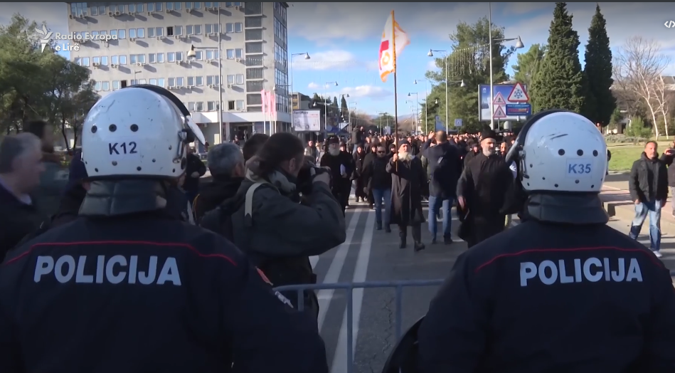Policia malazeze ndalon marshin proserb për Projektligjin rreth fesë