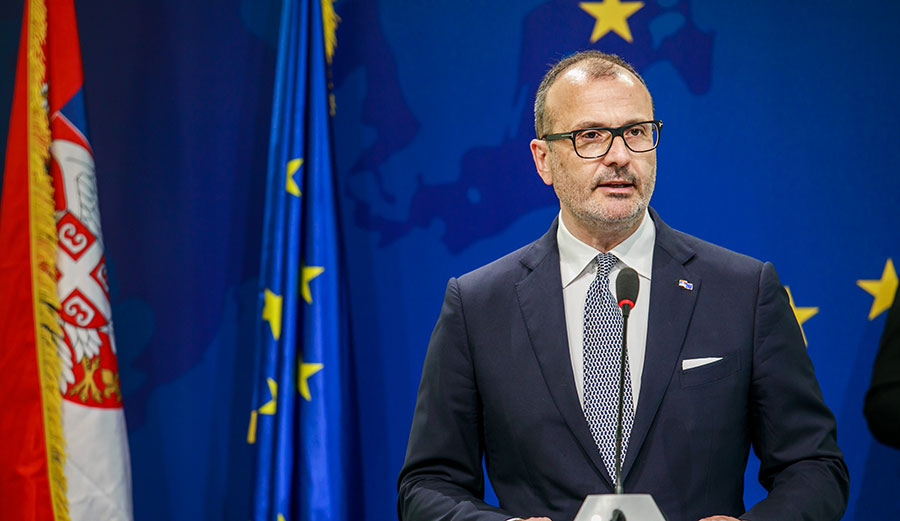 Fabrizi vazhdimin e negociatave Kosovë-Serbi e quan prioritet të BE-së
