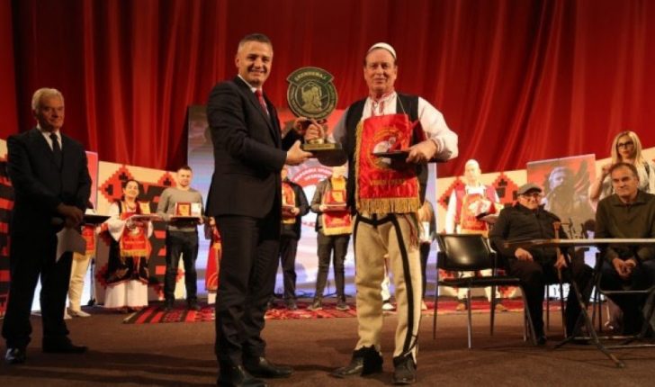 Rifat Berisha fitues i festivalit “Rapsodia Shqiptare”