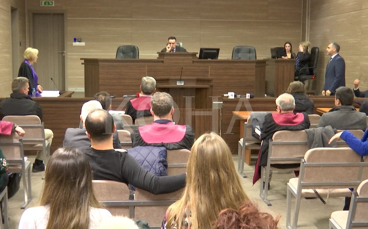Të akuzuarit e quajnë spektakël procesin në “Pronto”, Prokuroria kërkon shqyrtim kryesor