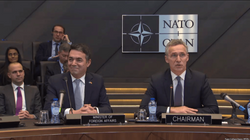Nënshkruhet protokolli për anëtarësimin e Maqedonisë në NATO
