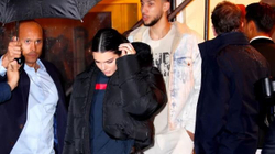 Jenner konfirmon lidhjen me Simmons