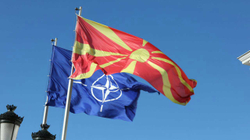 Flamuri i NATO-s ngrihet para Qeverisë maqedonase
