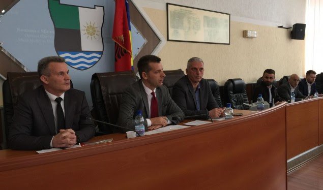 Safet Kamberi i LDK-së zgjidhet kryesues i Kuvendit të Mitrovicës