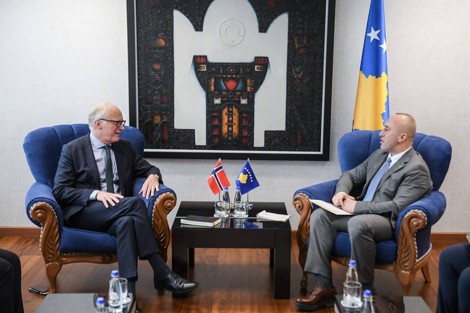 Haradinaj takohet me Eiden, shkëmbejnë pikëpamje për situatën në Kosovë