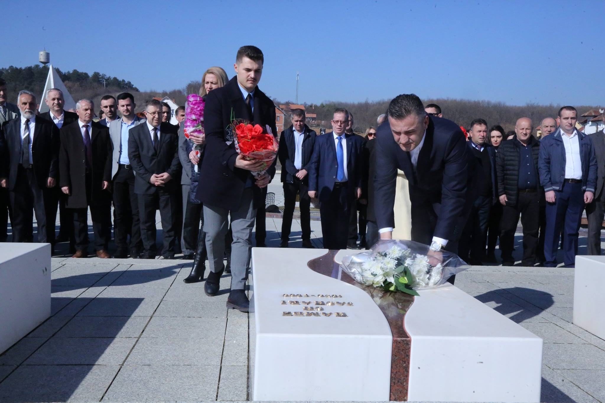 Bekim Jashari me mesazh prekës për 69-vjetorin e babait të tij, Hamëz Jasharit