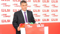 Deputeti i LSI-së, Lefter Koka: Nuk e djeg mandatin