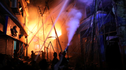 78 të vdekur nga zjarri në Bangladesh