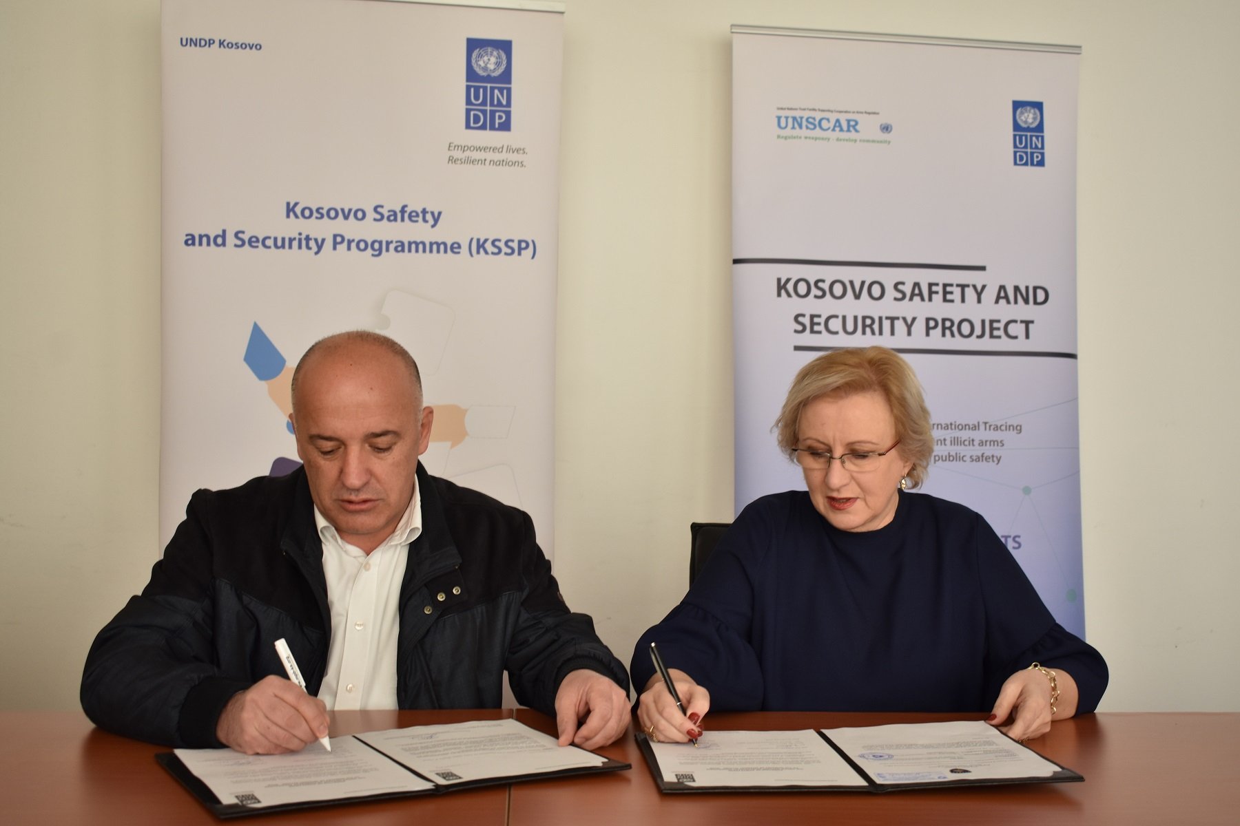 UNDP-ja vazhdon të mbështesë MPB-në në fushën e legalizimit të armëve