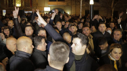 Përshkallëzohet protesta e opozitës në Shqipëri, Basha kërkon arrestimin e Ramës