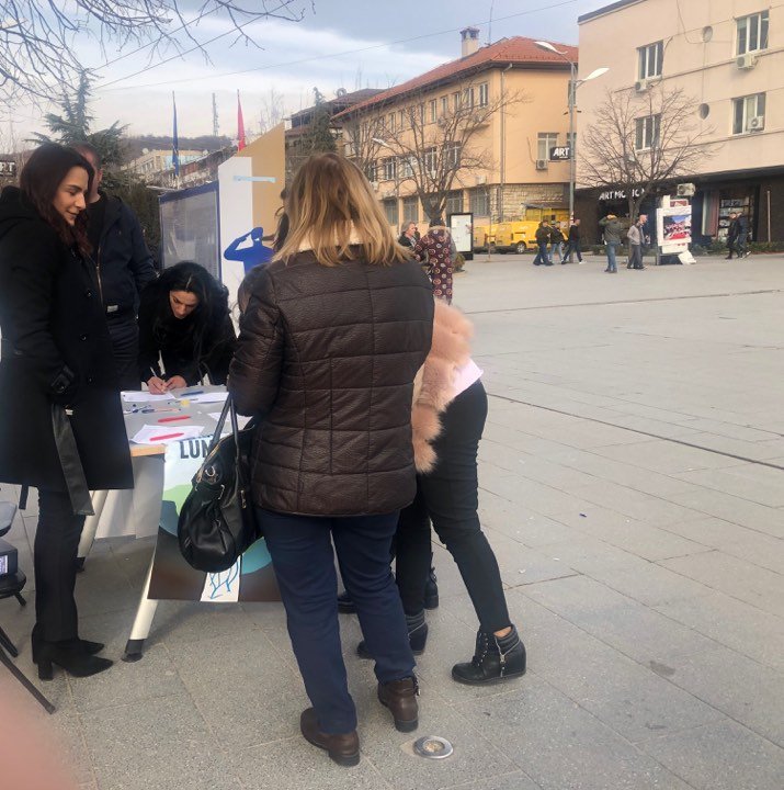 Mbi 6 mijë qytetarë nënshkruajnë peticionin e PDK-së kundër hidrocentraleve në Lumbardh