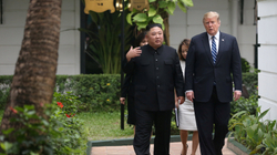 Takimi Trump-Jong-un përfundon pa marrëveshje