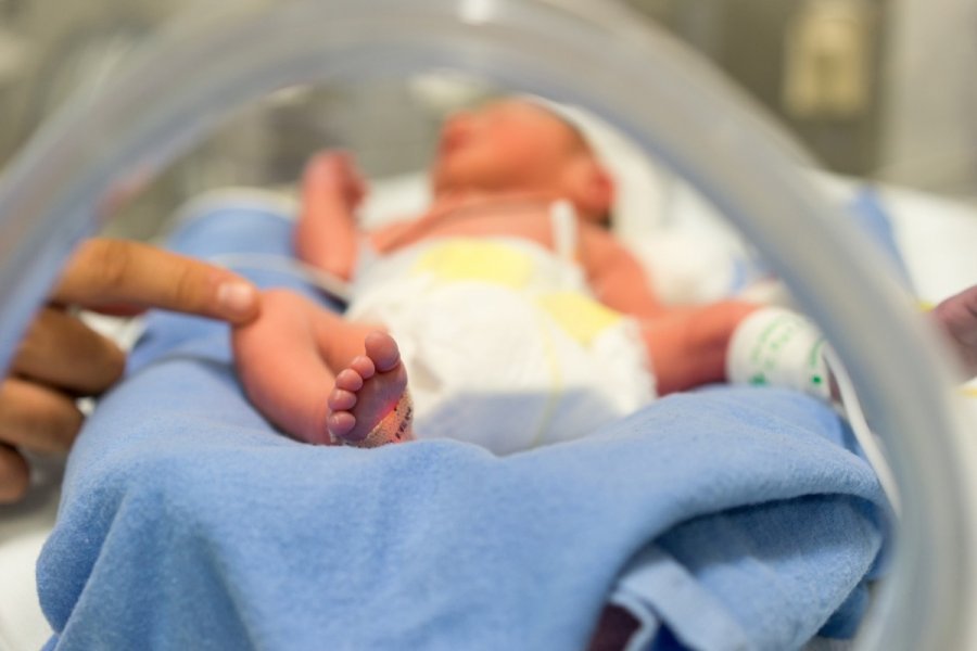 Në Itali, foshnja e parë e lindur sivjet është shqiptar 