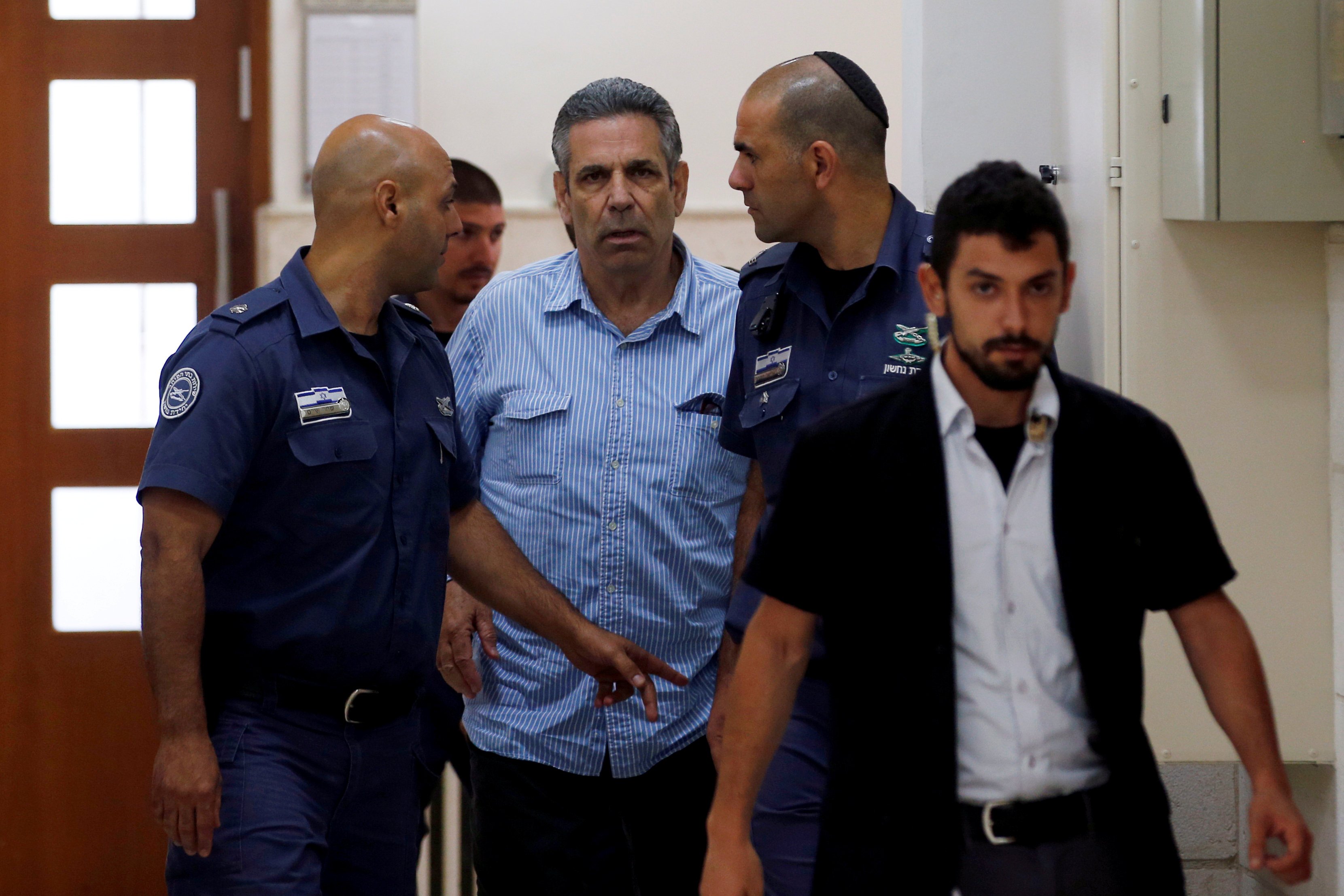 Ish-ministri izraelit pranon fajësinë për spiunim për Iranin, dënohet me 11 vjet burgim