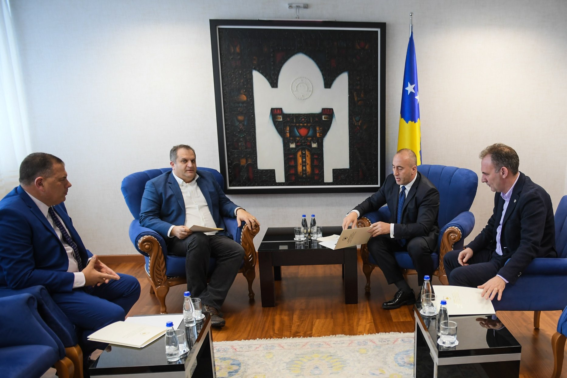Haradinaj përgëzon ekipin negociator të Kosovës për “paraqitjen e shkëlqyer në Bruksel”