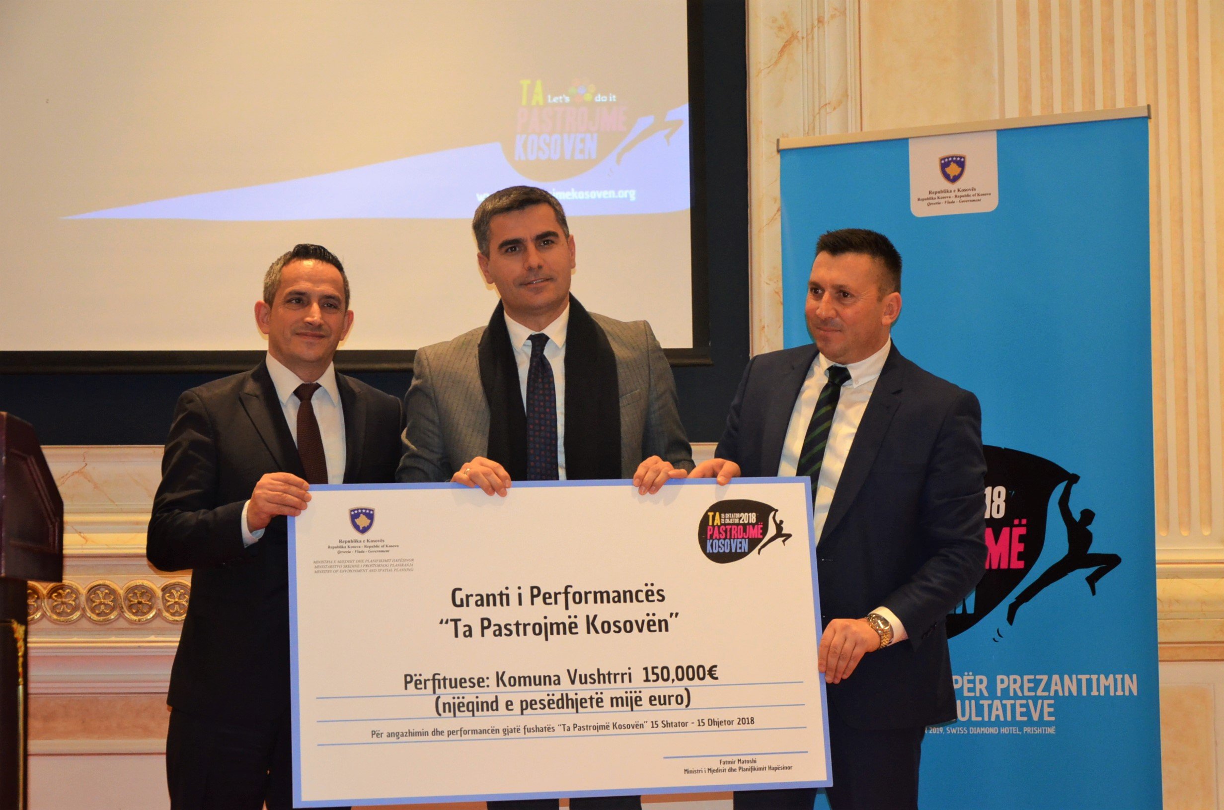 Ndahen 1.2 milion euro për dhjetë komuna që morën pjesë në fushatën “Ta Pastrojmë Kosovën”