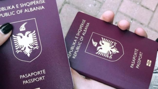 Si fitohet, rifitohet dhe hiqet dorë nga shtetësia shqiptare