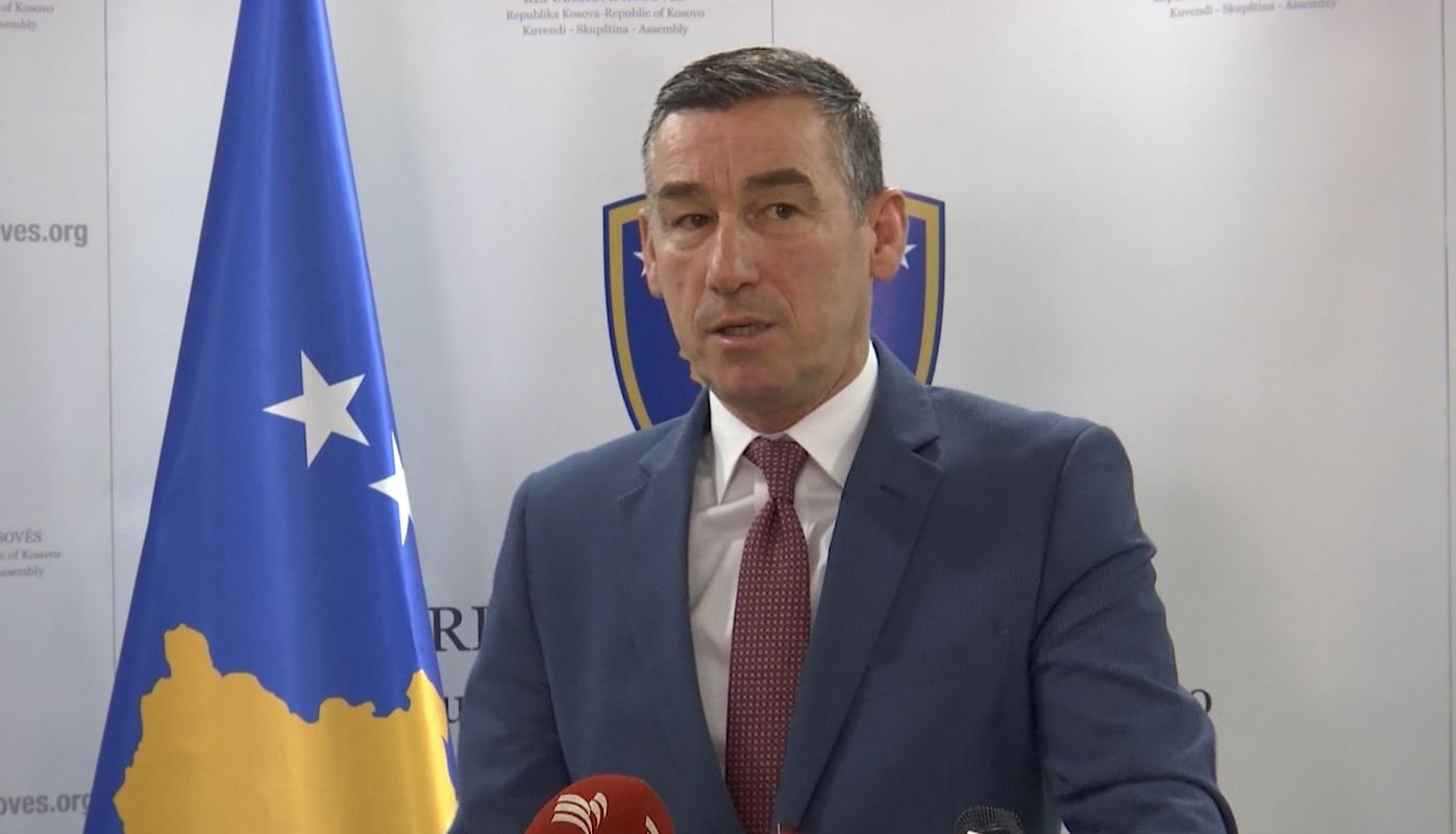 Veseli e përqesh LDK-në për qëndrimin ndaj dialogut, thotë se Hoti është bërë yll i opozitës